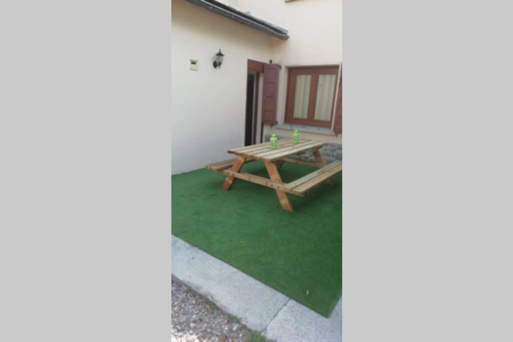 הוילה בורג-מדאם Bonita Casa. Gran Jardin. Con Wifi. מראה חיצוני תמונה