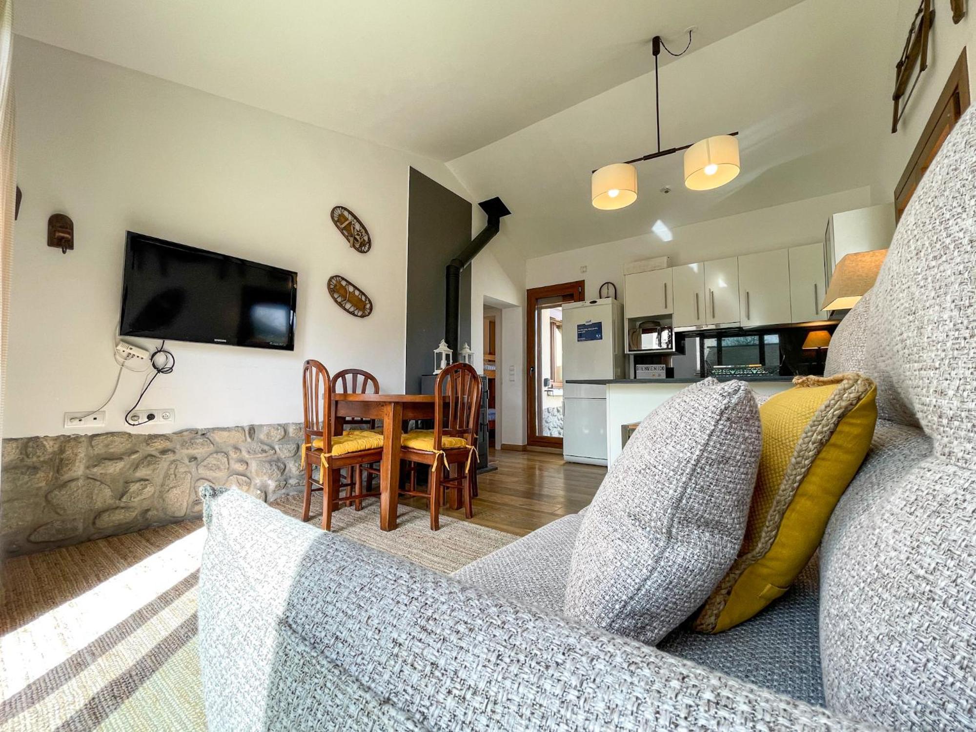 הוילה בורג-מדאם Bonita Casa. Gran Jardin. Con Wifi. מראה חיצוני תמונה