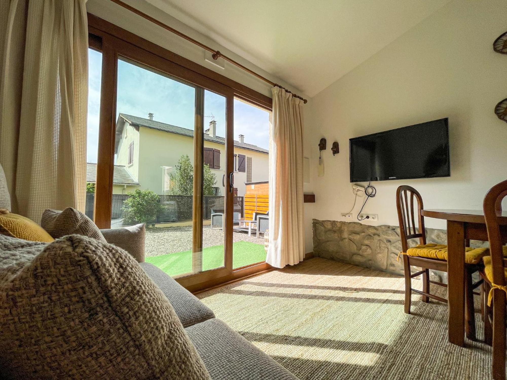 הוילה בורג-מדאם Bonita Casa. Gran Jardin. Con Wifi. מראה חיצוני תמונה